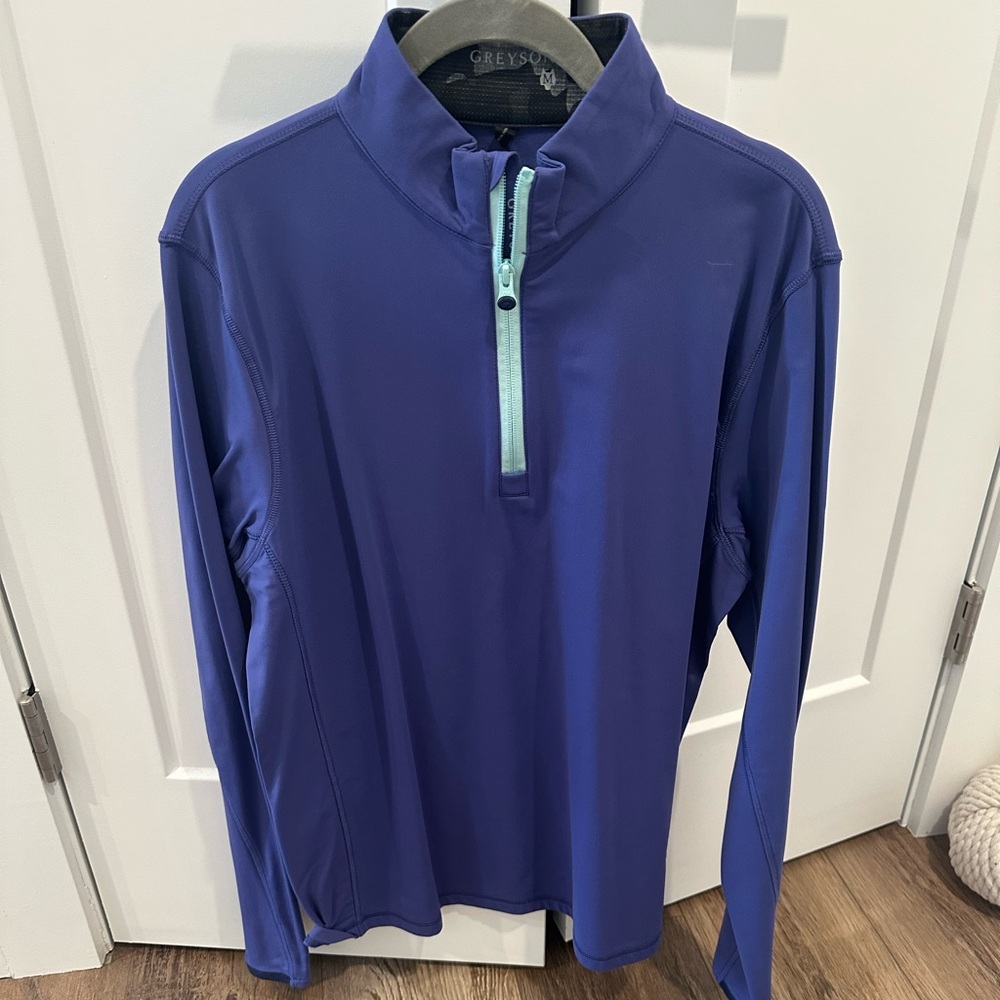 Greyson pullover
